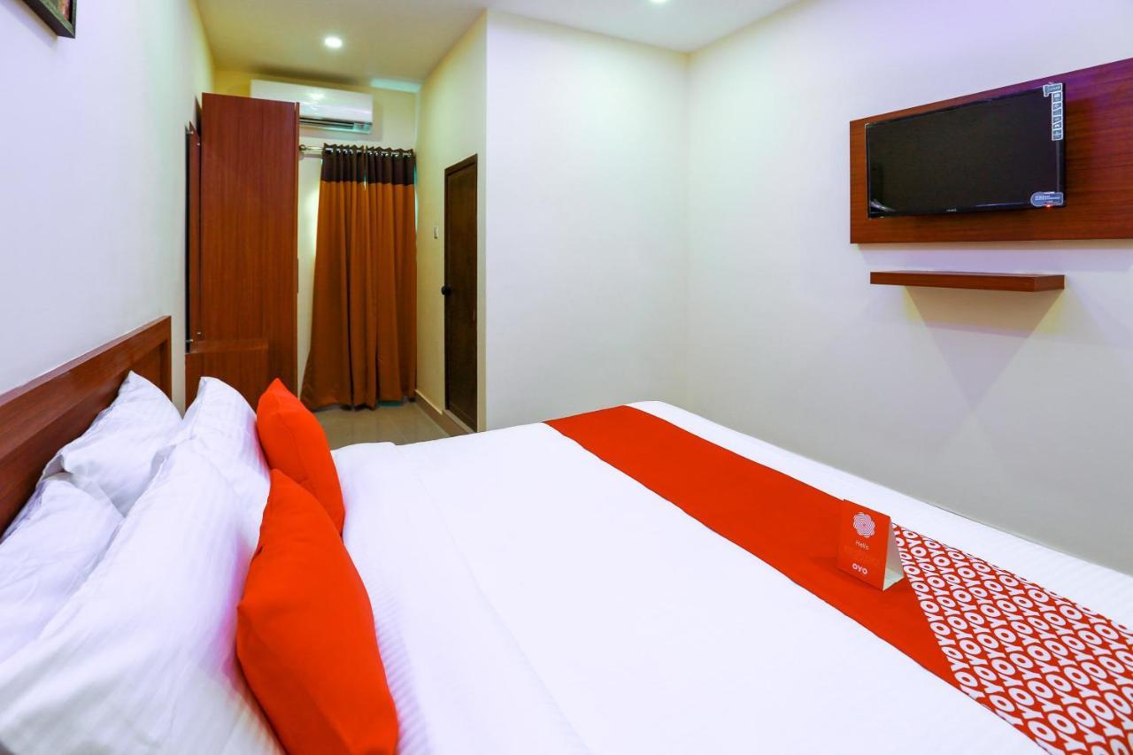 Hotel Oyo Ramis Residency Kannur Exterior foto